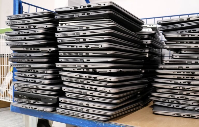 Laptop stacked